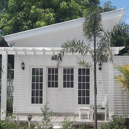 Casa Blanca Gili Air Hotel Exterior photo