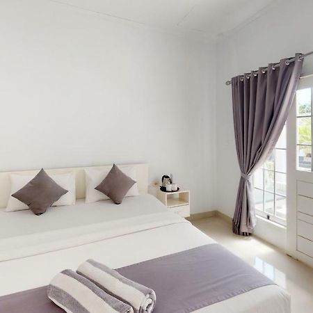 Casa Blanca Gili Air Hotel Exterior photo
